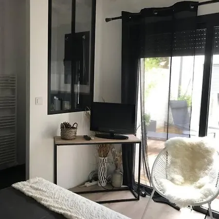 Maison Loft Cosy A 8 Mn Et Du Port De La Rochelle Ferienhaus Aytré