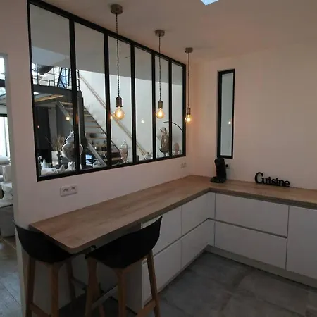 Maison Loft Cosy A 8 Mn Et Du Port De La Rochelle Ferienhaus Aytré