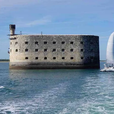 Maison Loft Cosy A 8 Mn Et Du Port De La Rochelle Semesterbostad Aytré
