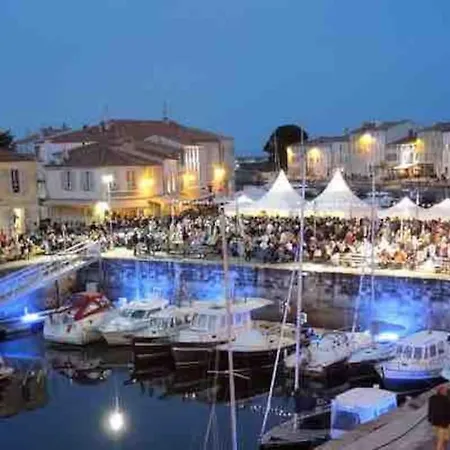 Maison Loft Cosy A 8 Mn Et Du Port De La Rochelle